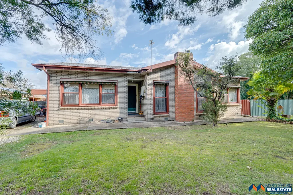 Myrtleford 3 Bedroom Prime Development Opportunity Close to the CBD