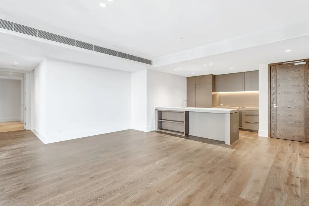 South Yarra 2房 雅居南亚拉 心脏地带景观 豪华配置 休闲设施一应俱全 Elegant 2-Bedroom Apartment with Study, Balcony & Luxe Finishes