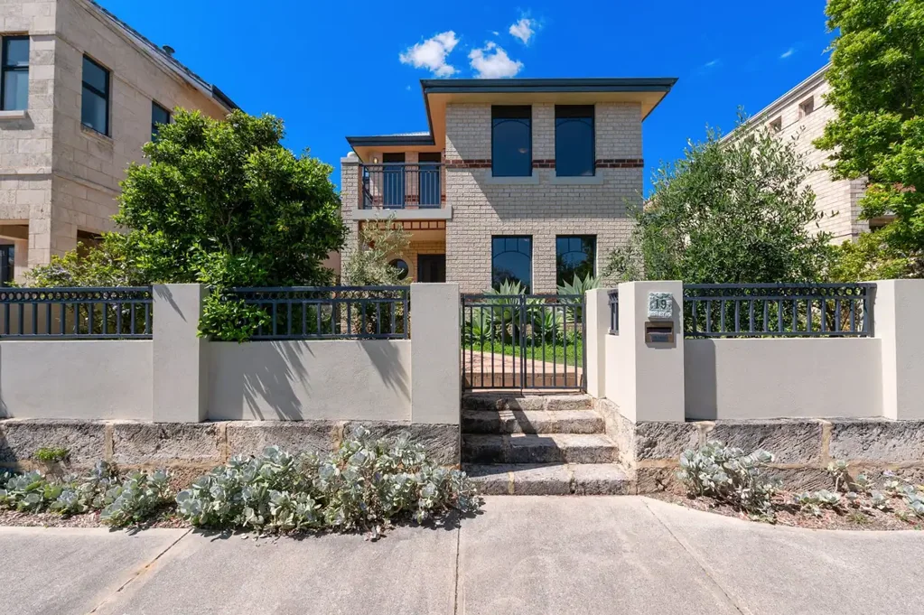 19 Tranby Road, Maylands, WA 6051