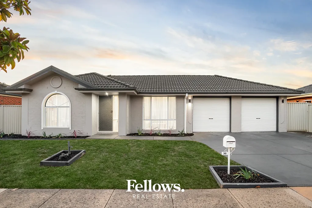 30 Hartland Circuit, Pakenham, VIC 3810