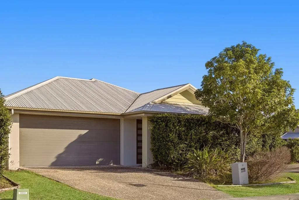 Burpengary East 4कमरा Corner Block Family Living with Space, Comfort & Convenience
