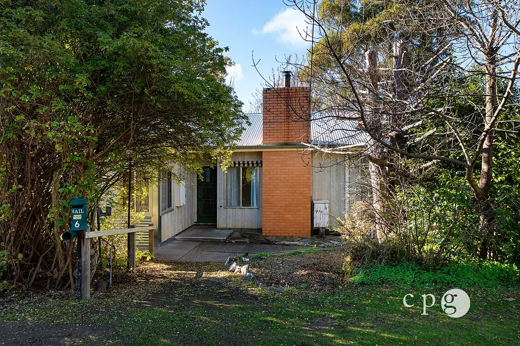 6 Chapel Street South, Maldon, VIC 3463