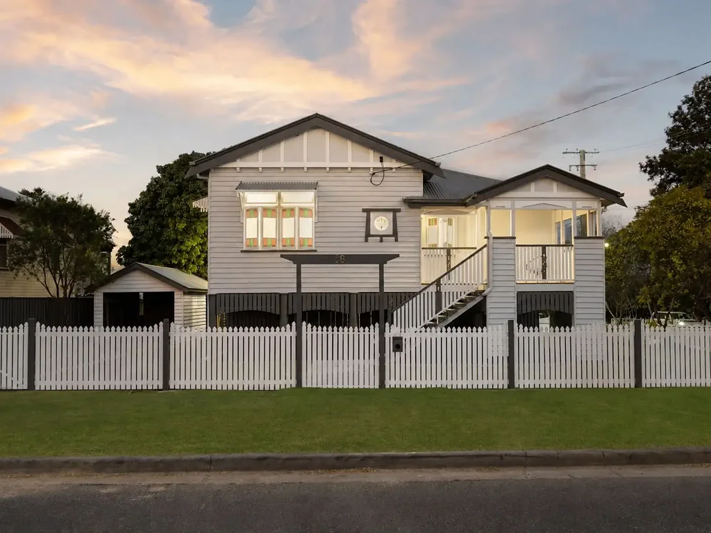 Silkstone 4બેડરૂમ Coolibah Classic | The Perfected Queenslander