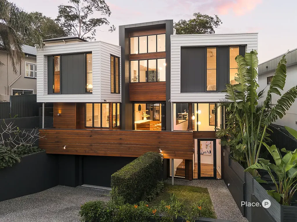 Balmoral 4침실 Award Winning Tim Stewart Architectural Masterpiece Crafted for Sophisticated Living | Balmoral's Finest