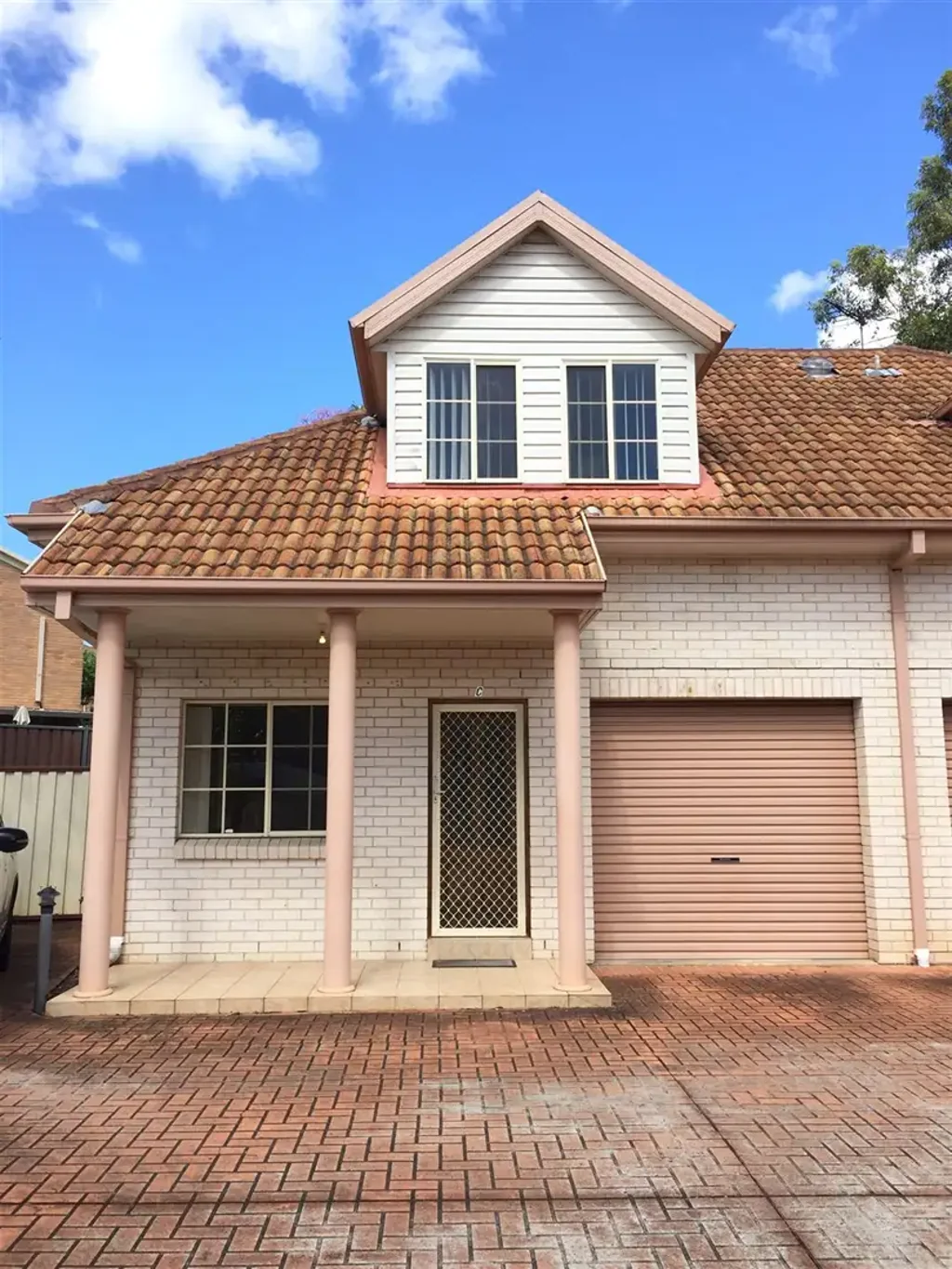 Modern 3 Bedroom Townhouse | Prime Location