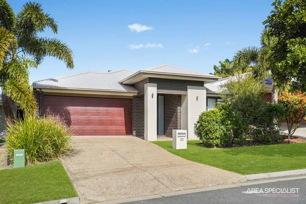 Ormeau Hills 4غرفة نوم Contemporary Family Living | Modern Style & Effortless Entertaining