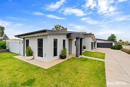 1/1 Cootamundra Boulevard, Gobbagombalin