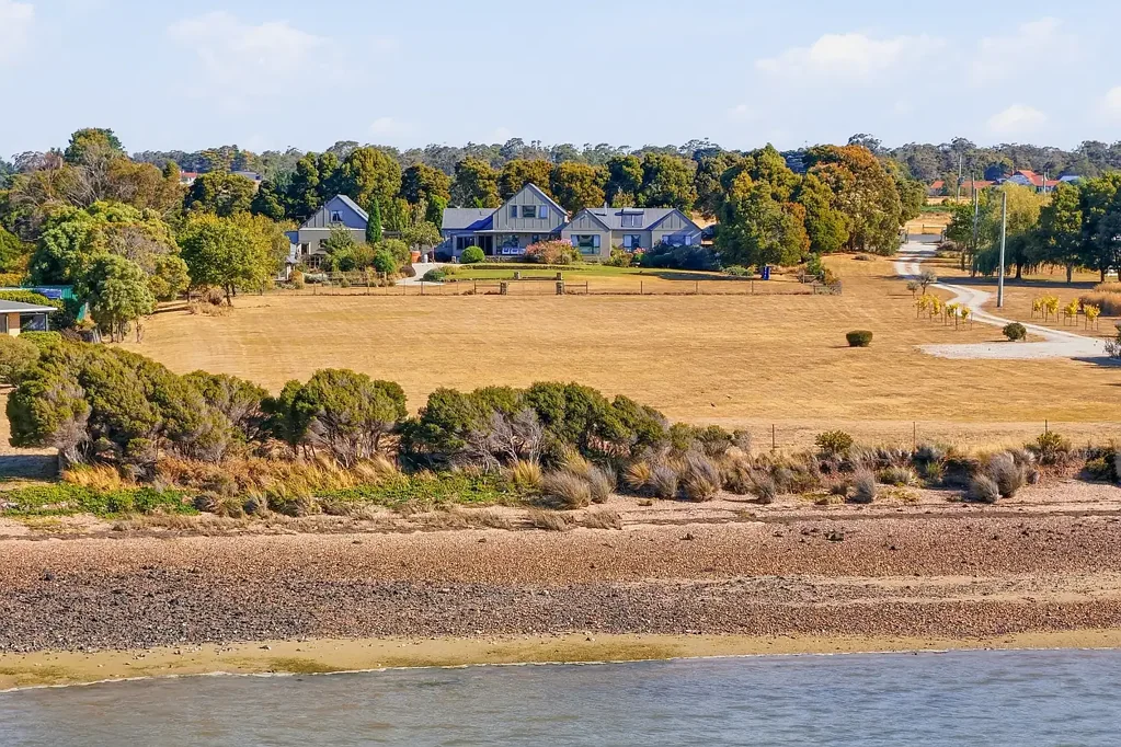 147 Bevic Road, Clarence Point, TAS 7270