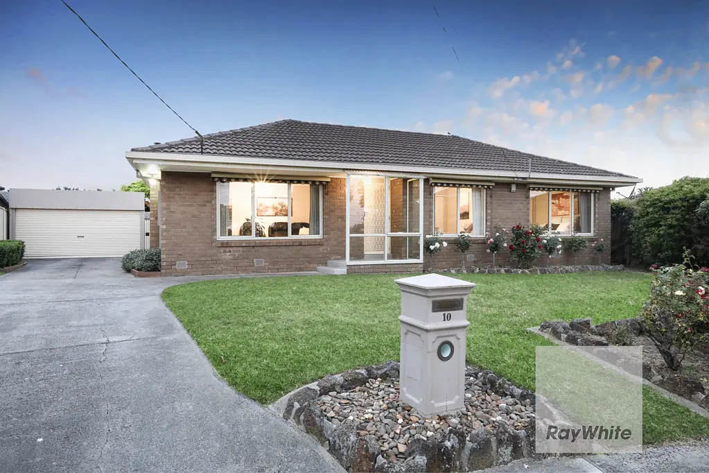 10 Elvin Close, Gladstone Park, VIC 3043