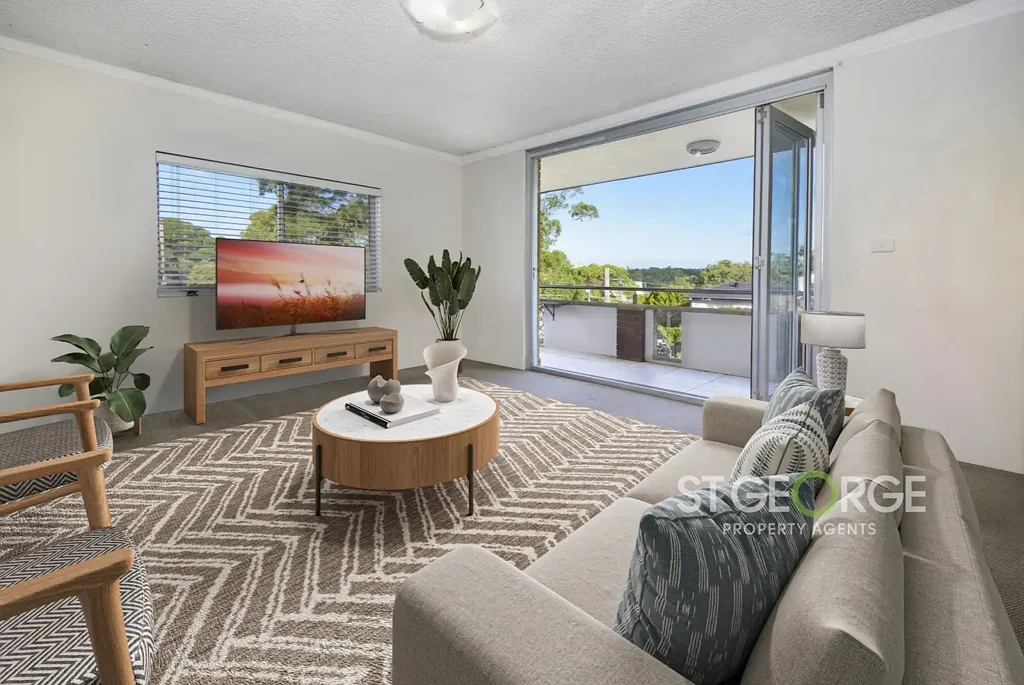 Cronulla 3房 步行可达Cronulla  三卧公寓  水面视野  宽敞阳台  现代厨卫  封闭车库 Minutes to Beaches, Station and Shops  (143 Sqm)