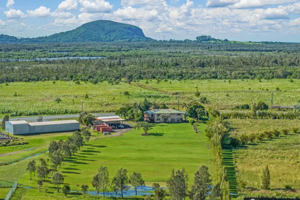 Valdora 5房  Lifestyle Acreage 12mins to the Beach, Offering Space and Infrastructure