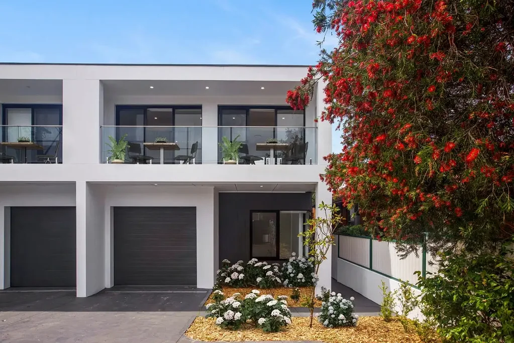 Spacious Family Duplex with Large Backyard in a Prime Lifestyle Location