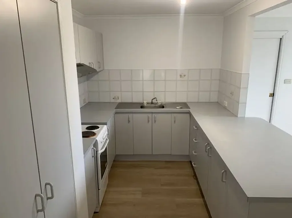 Beautifully presented 2 bedroom Villa