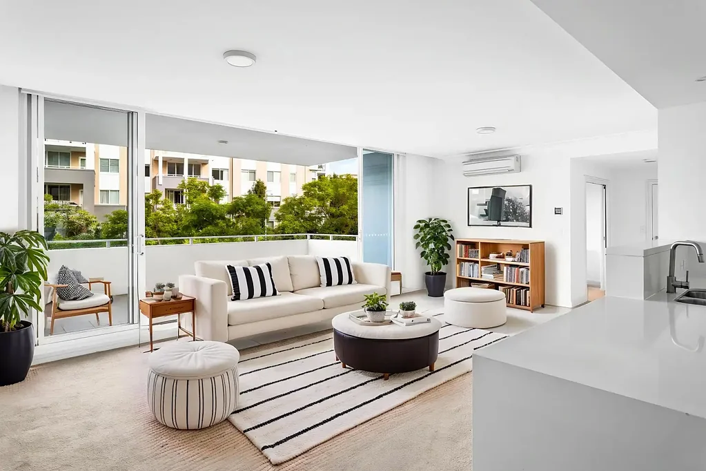 205/28 Peninsula Drive, Breakfast Point, NSW 2137