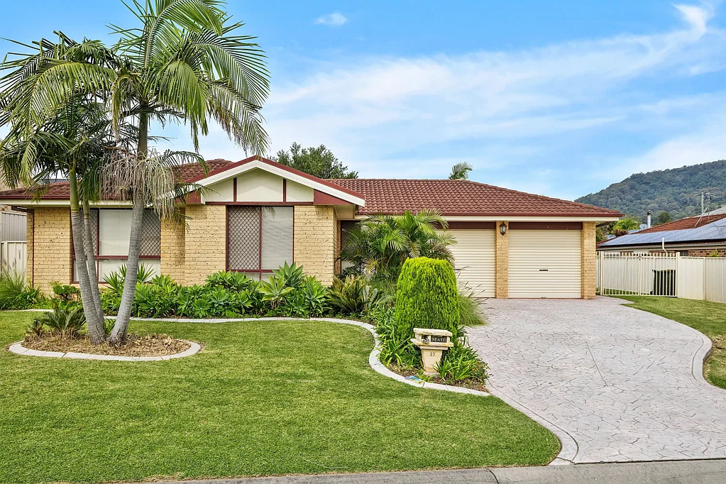 27 Stephens Street, Albion Park, NSW 2527