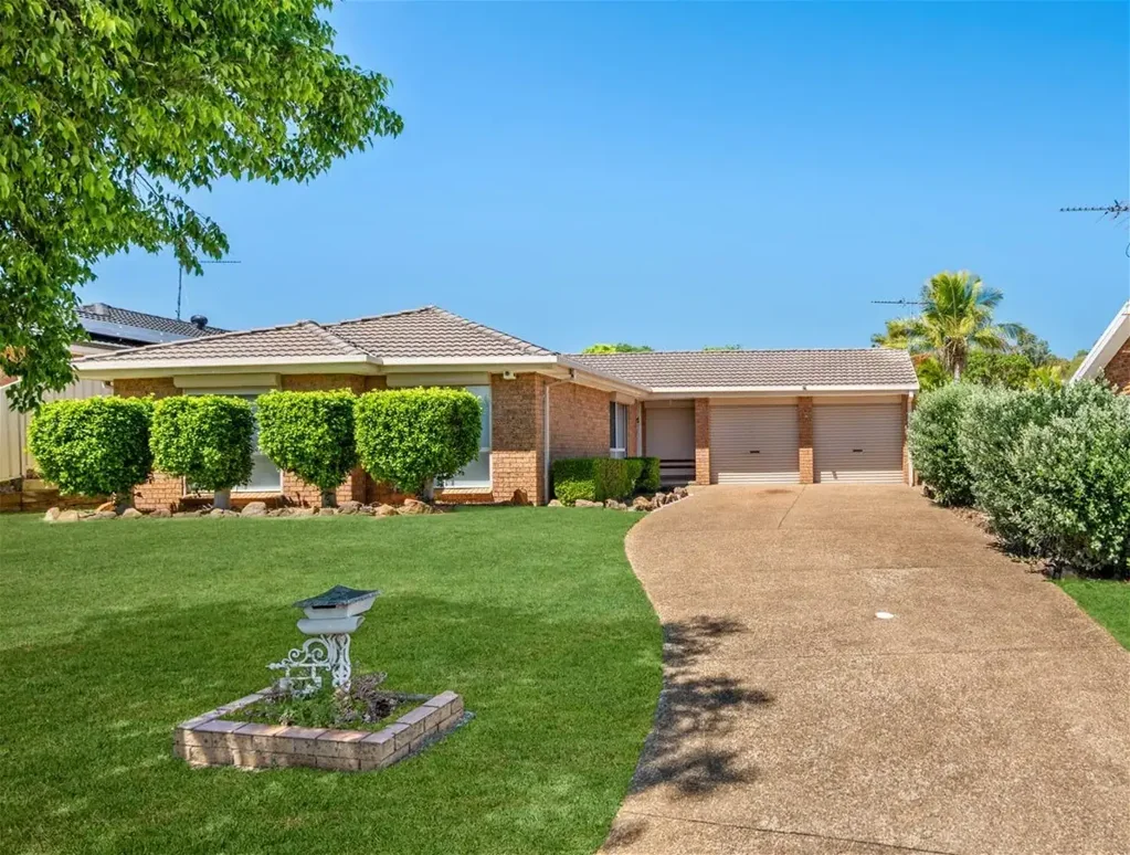 Modern Family Home with Pool