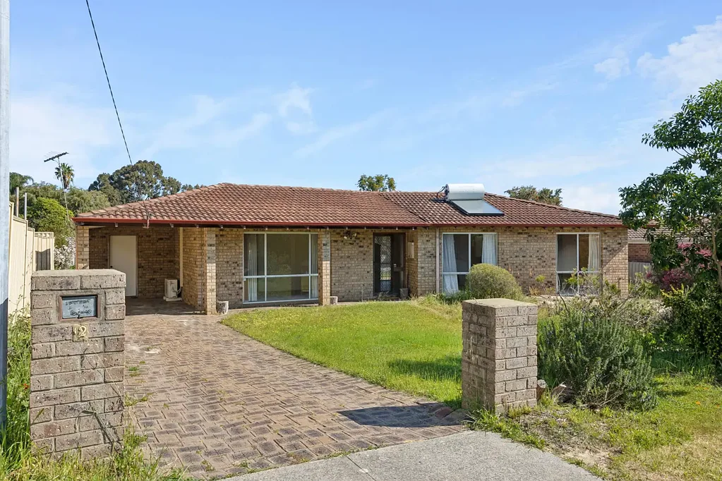 12 Natham Square, Swan View, WA 6056