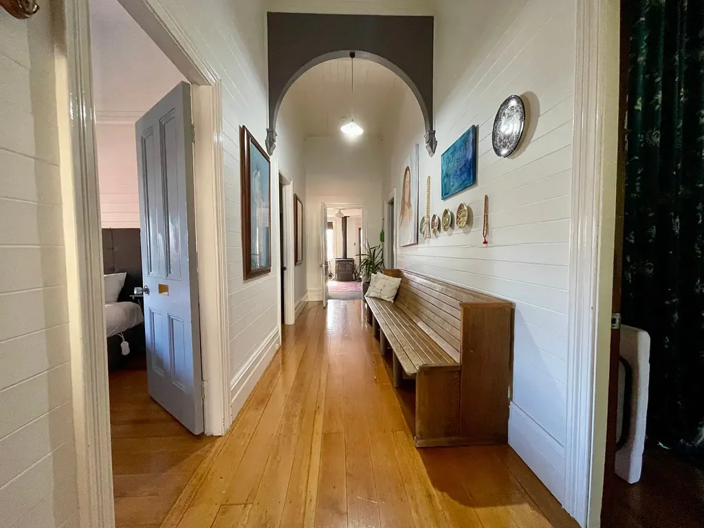 Tenterfield 5房  Prime Dual CBD Living with Income