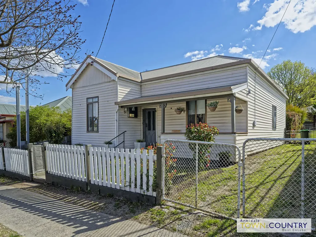 Armidale 4 Bedroom 62 Marsh Street