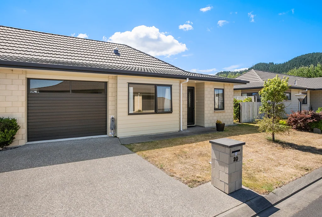 20/3 Georgia Grove, Paraparaumu Beach, Kapiti Coast, Wellington