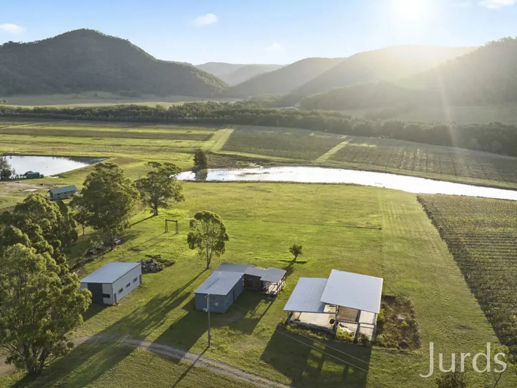 658 Wollombi Road, Broke, NSW 2330