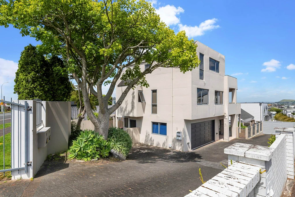 Half Moon Bay 5ห้องนอน "Price drops alert!"