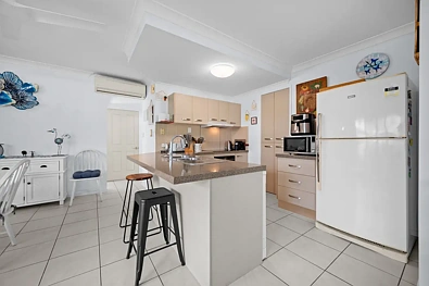 2/2 Cannon Street, Manunda, QLD 4870, 3 Schlafzimmer, 2 Badezimmer, Unit