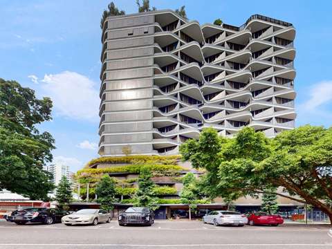 Woolloongabba 2 Bedroom Fully Furnished Modern Apartment in the Heart of Woolloongabba