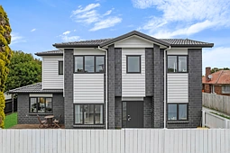 73A Clevedon Road, Papakura