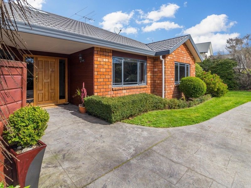 13 Emerald Hill Drive, Birchville, Upper Hutt, 5 침실, 2 욕실