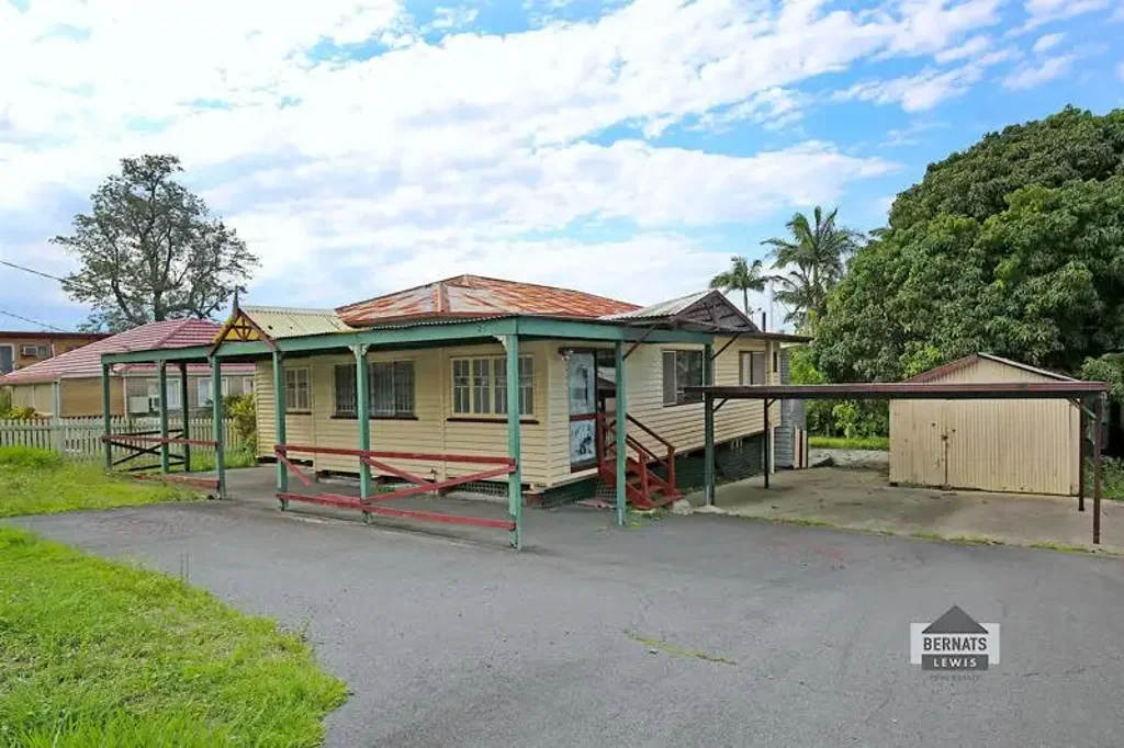 Walking distance to all amenities