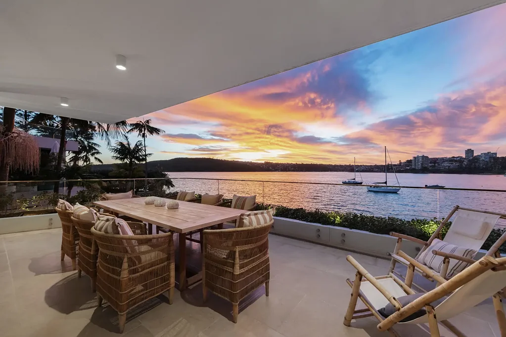 Manly 4部屋 Unquestionably one of Manly's most prestigious harbourfront residences