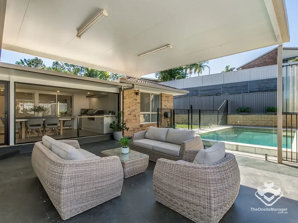 Helensvale 4 Slaapkamer QUALITY HOME IN QUIET STREET