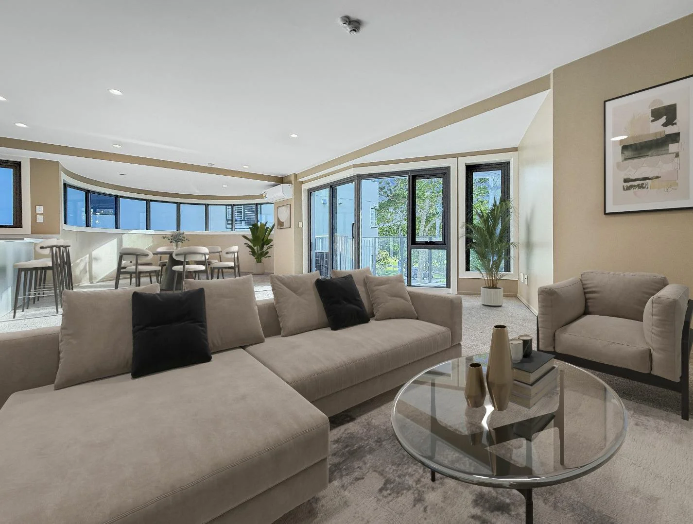 Sunny & Spacious Apartment