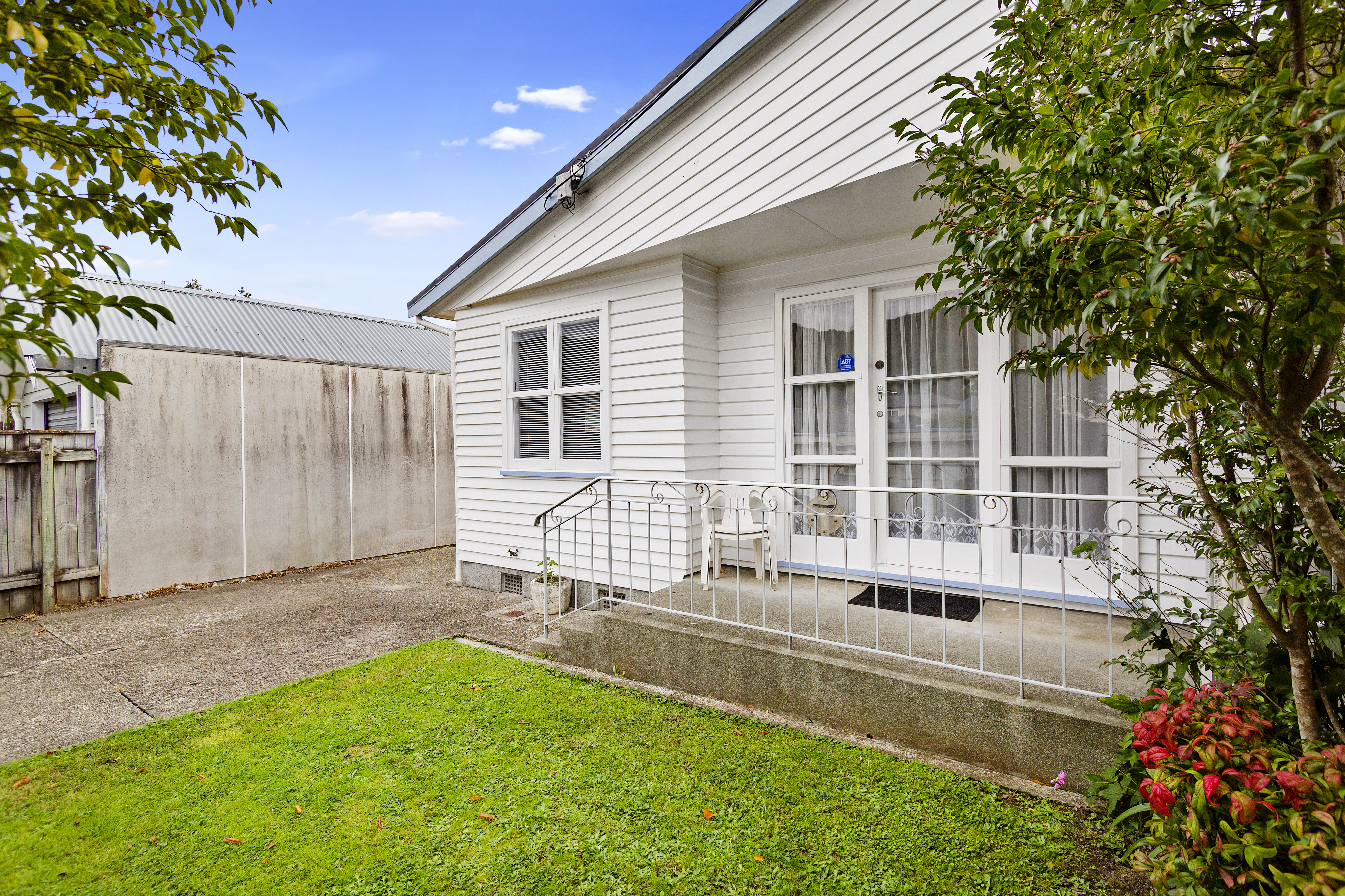 329 Waiwhetu Road, Fairfield, Lower Hutt, 2 Bedrooms, 1 Bathrooms