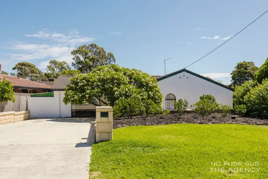 34 Lyndoch Crescent, Greenwood, WA 6024
