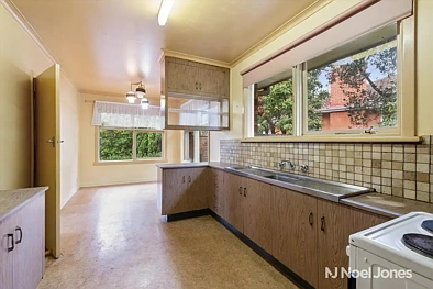 30 Hillview Drive, Kilsyth, VIC 3137, 3房, 1浴, House