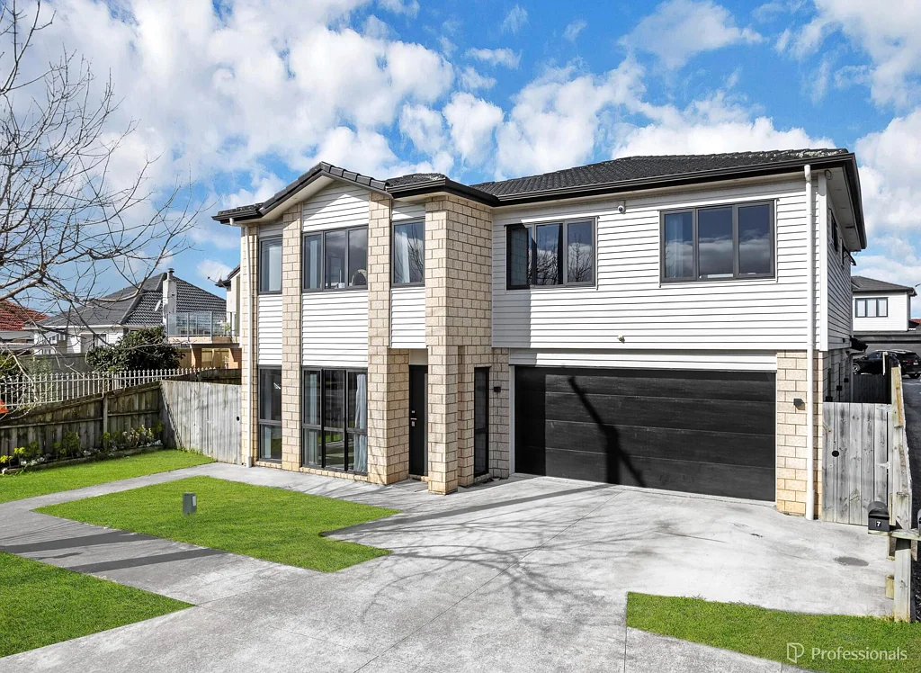 Papatoetoe 5 Bedroom THE FAMILY HOME YOU'VE BEEN WAITING FOR!!!