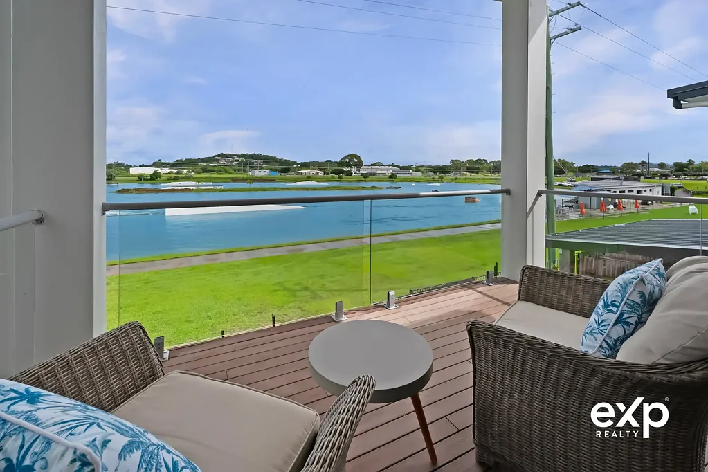 Andergrove 4房  Easy Lakeside Waterfront  Living in Popular Andergrove