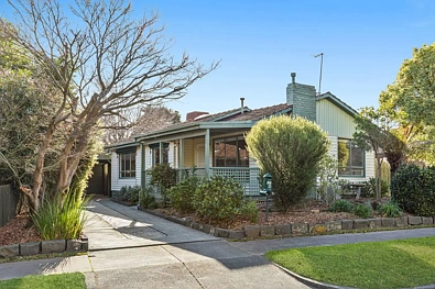 Frankston South 3Kwarto Prized FHSZ Locale with Endless Potential