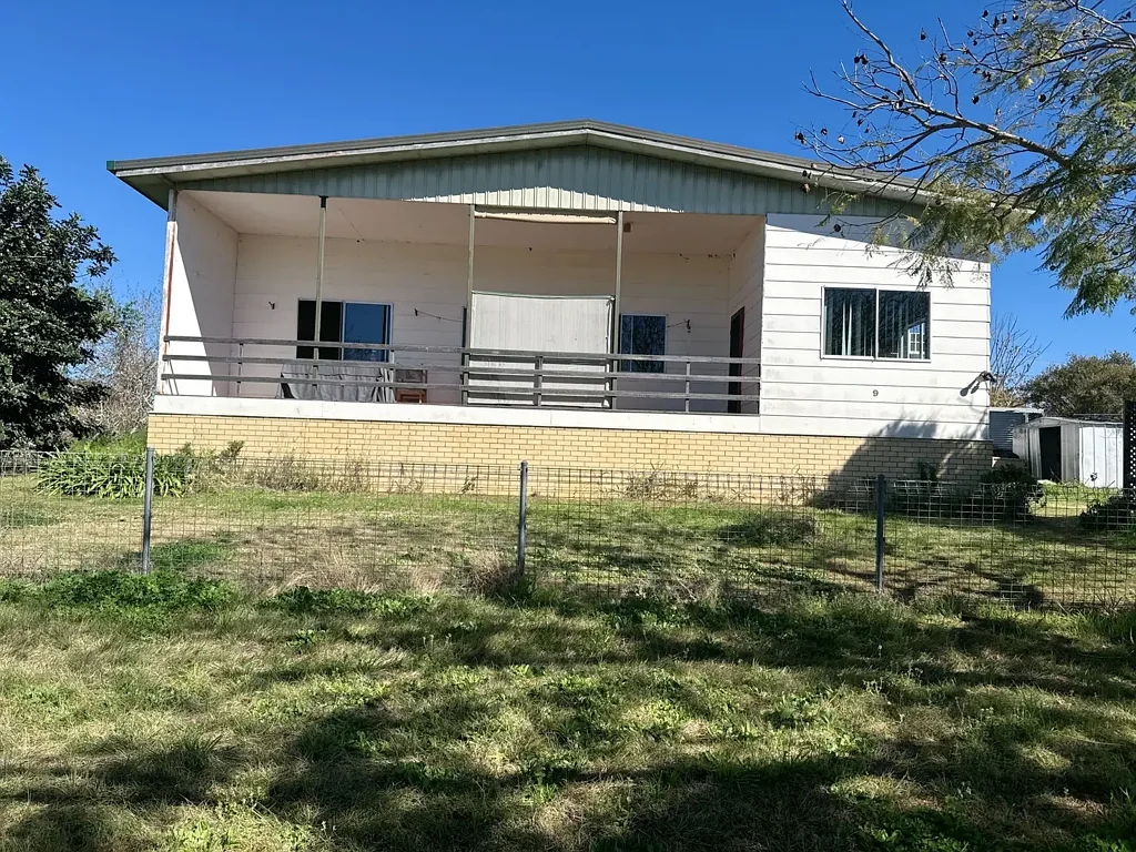 Nanango 4غرفة نوم Large Family Home in Central Location