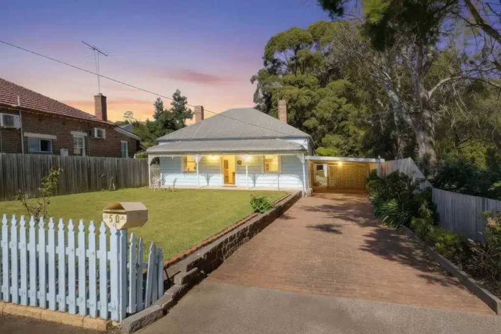 Bardwell Valley 3房 IVY COTTAGE 一个有故事的家。一个有传承的地点。 IVY COTTAGE A Home with a Story. A Location with a Legacy.