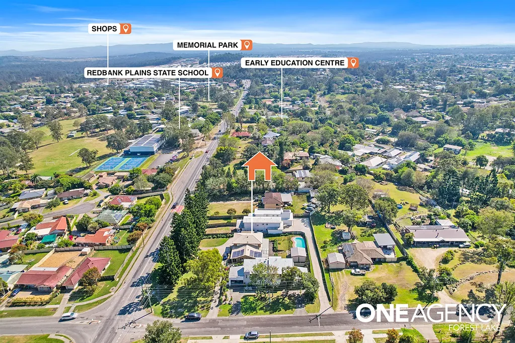 Redbank Plains 5બેડરૂમ Versatile Family Living with Self-Contained Granny Flat & Subdivision Potential!