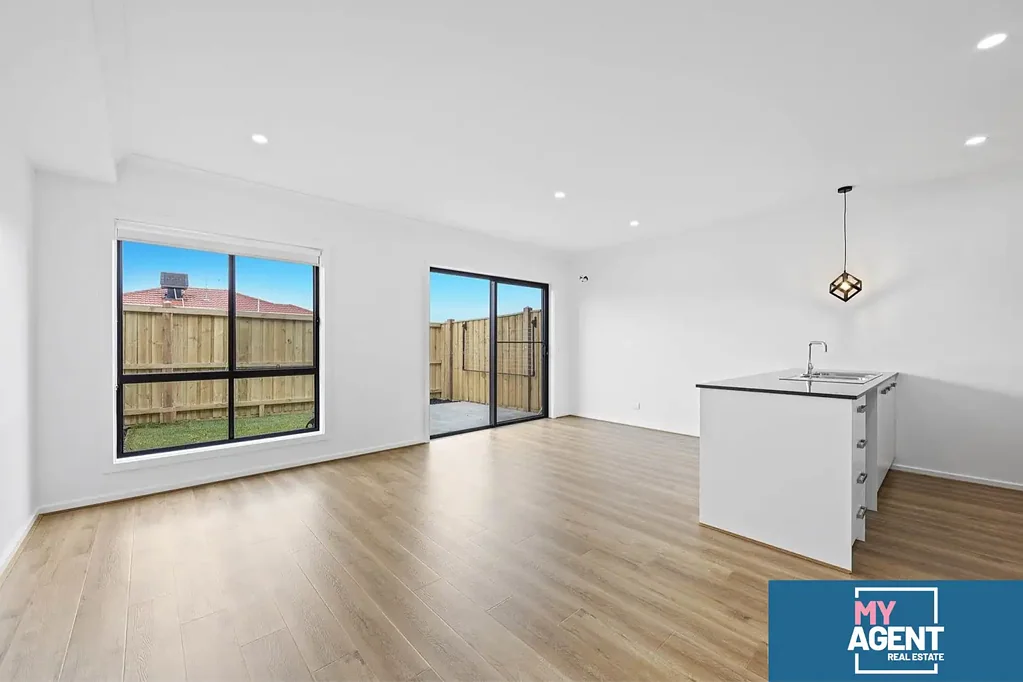 3-Bed Beauty with Low Maintenance Appeal