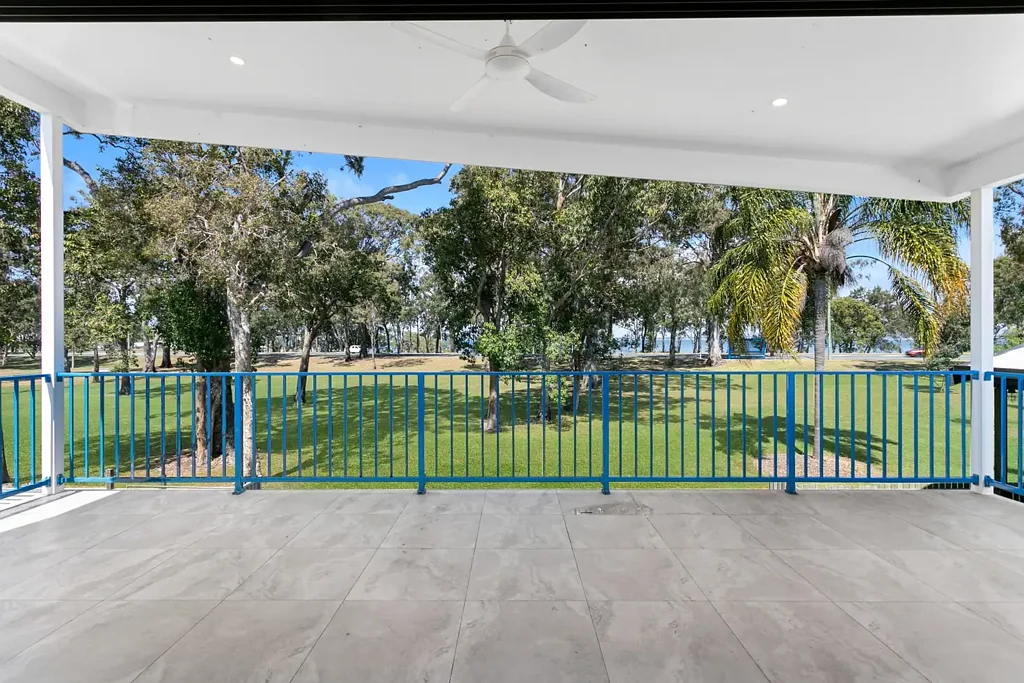 Executive Coastal Living with Stunning Views!!  HOUSE EXCLUDING GRANNY FLAT!!