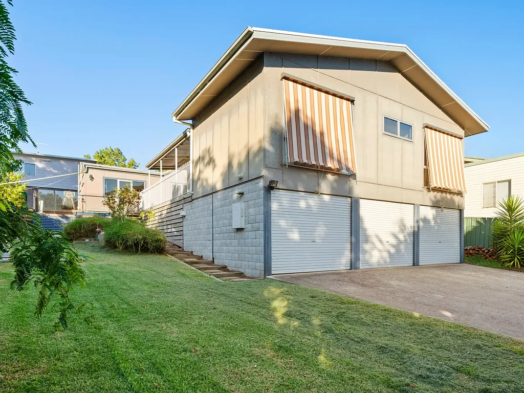 6 Catherine Street, Goughs Bay, VIC 3723