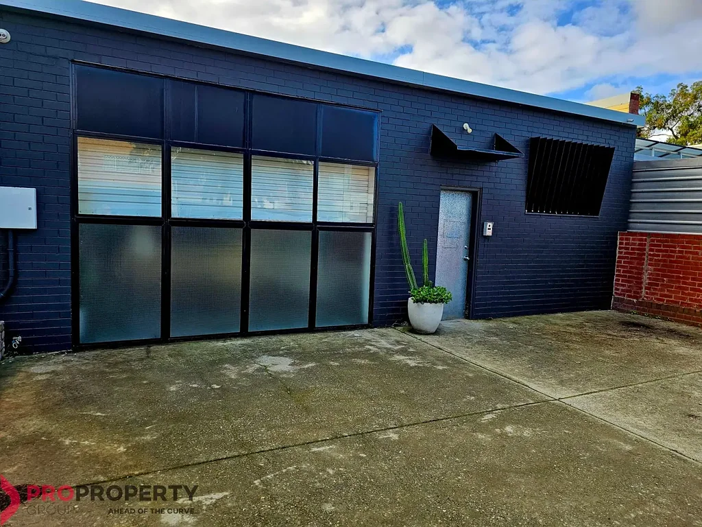 Perth 2 Bedroom UNDER CONTRACT