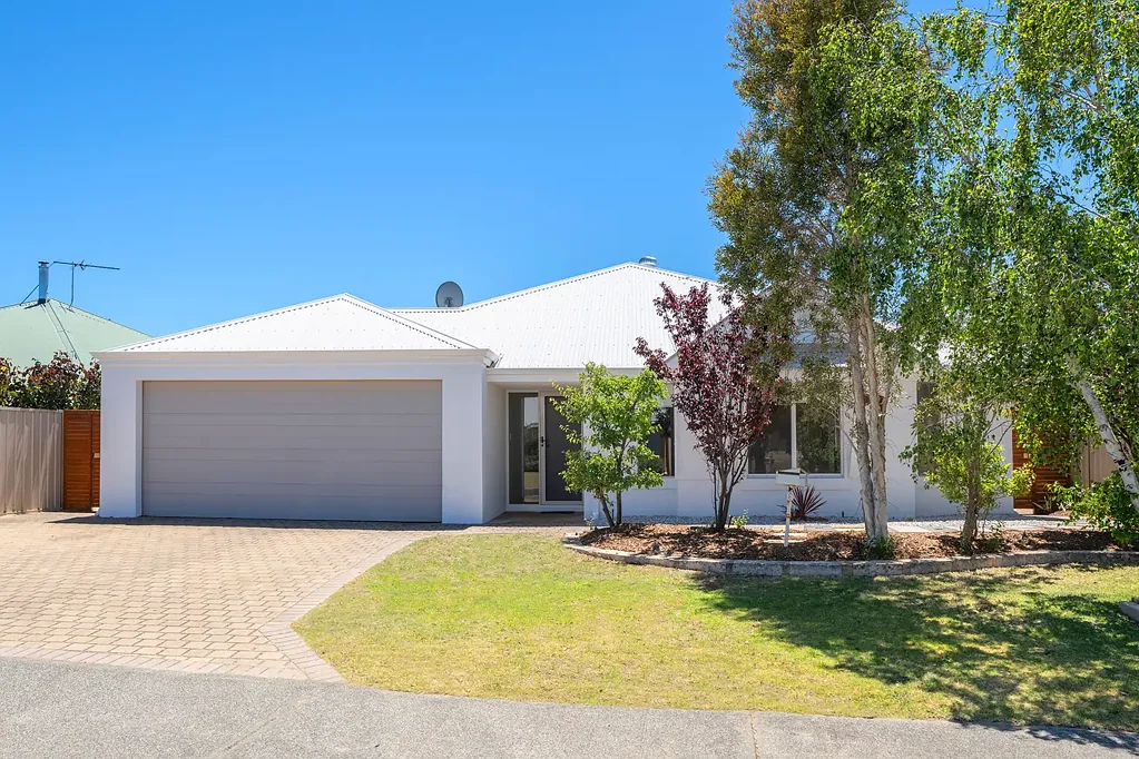 6 Indooroopilly Crescent, Dunsborough, WA 6281