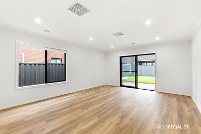 32 Vietri Street, Berwick, VIC 3806, 4房, 2浴, House