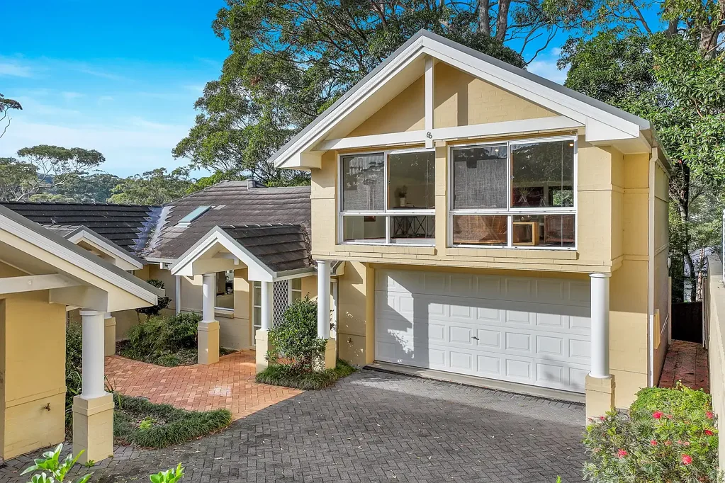 Avoca Beach 4chambre Townhouse living, house-sized space
